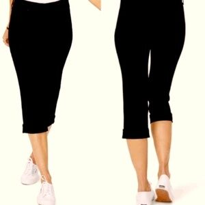 Like new NYDJ Marilyn straight cropped jeans black 4 S95
